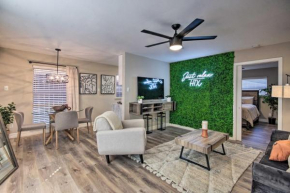 HOU Apartment - Walk to Restaurants and Shops!